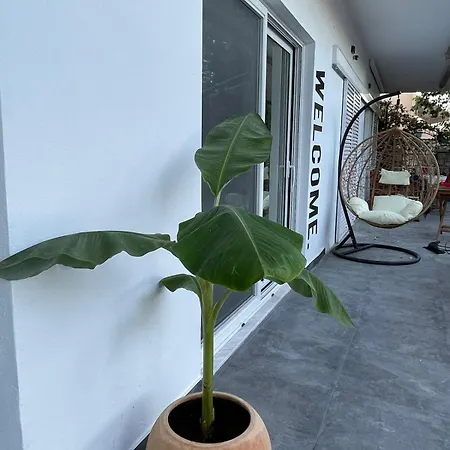 Apartament Lefkalia *